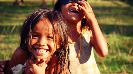 Volontariat, wwoofing et homestay (chez l’habitant) au Laos Filles Laos